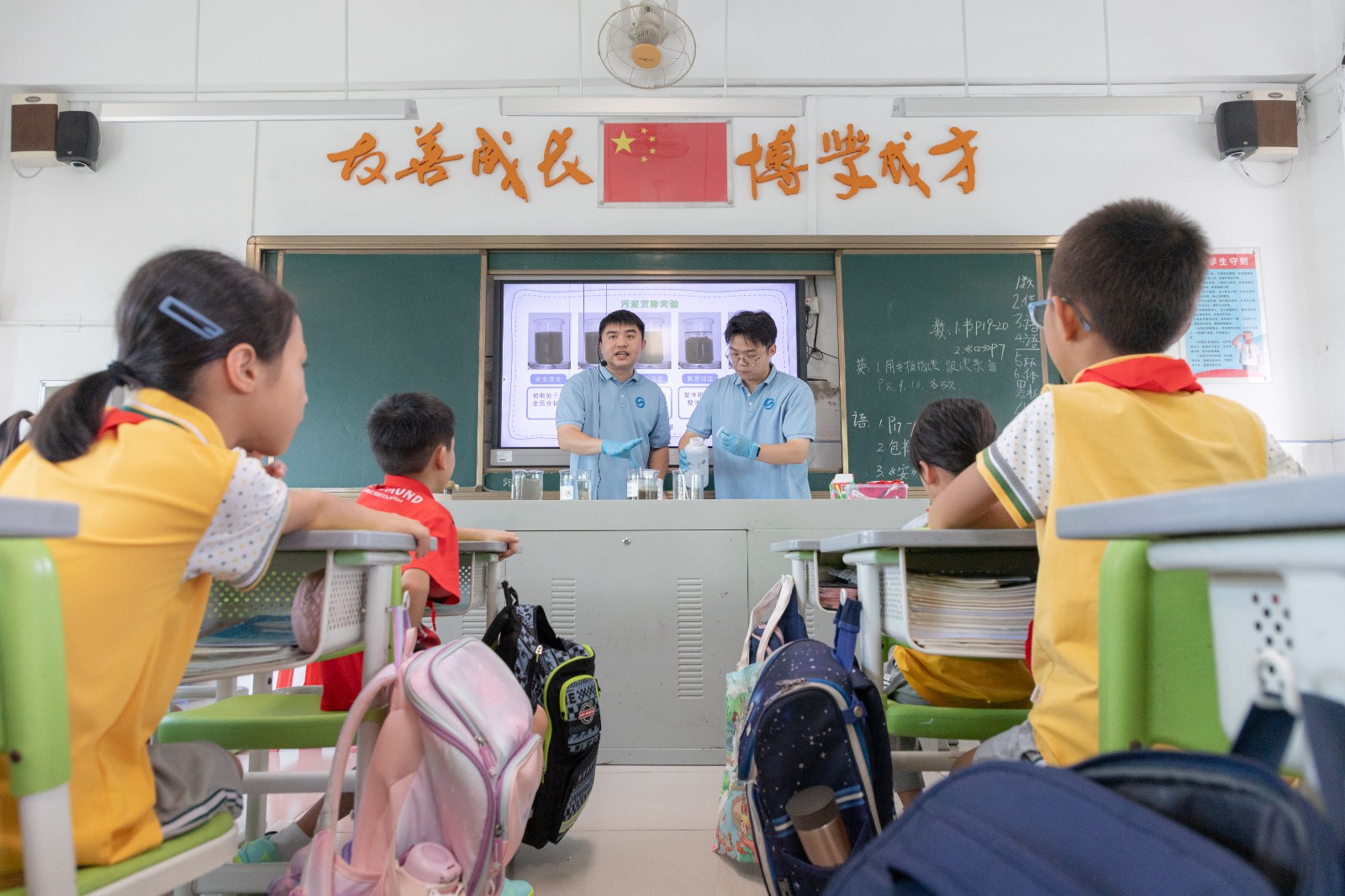 IMG_8002-2.jpg IMG_8002-2.jpg