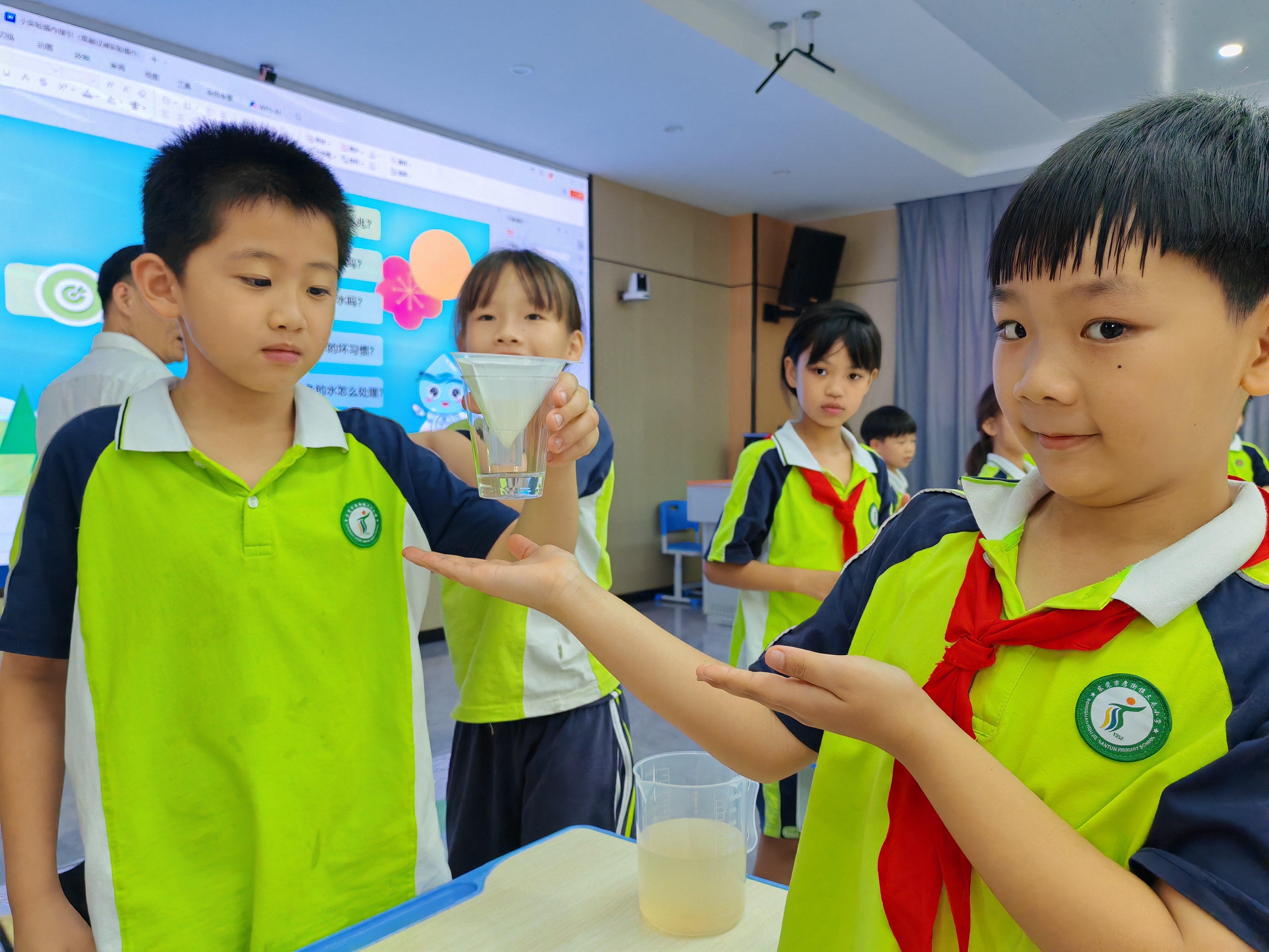 9.厚街镇三屯小学.jpg